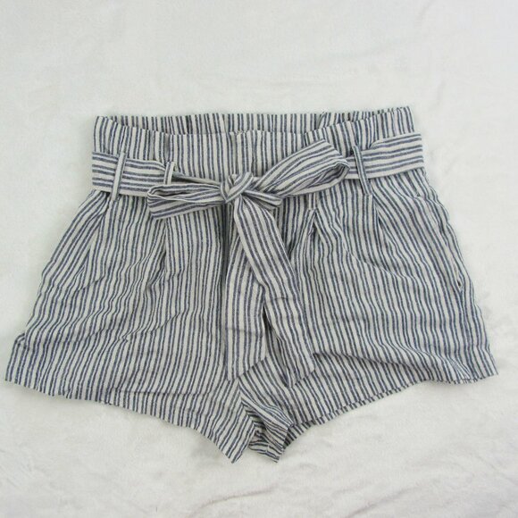 Flying Tomato Pants - A. Calin Pinstripe Women's Shorts Size M